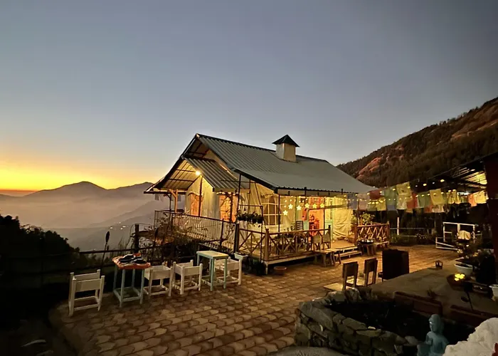 Moksham Himalayan Campsite Pangot
